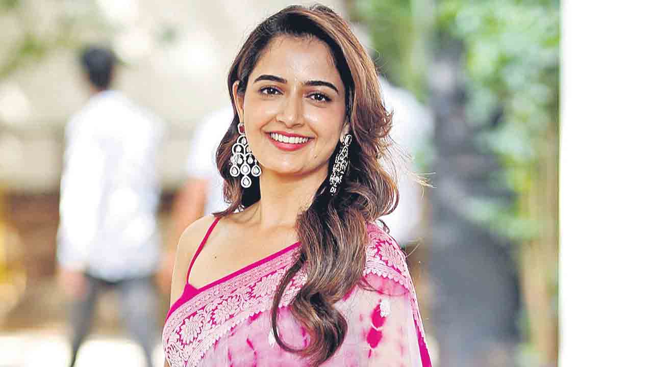 అలా కనిపించడమే నా లక్ష్యం