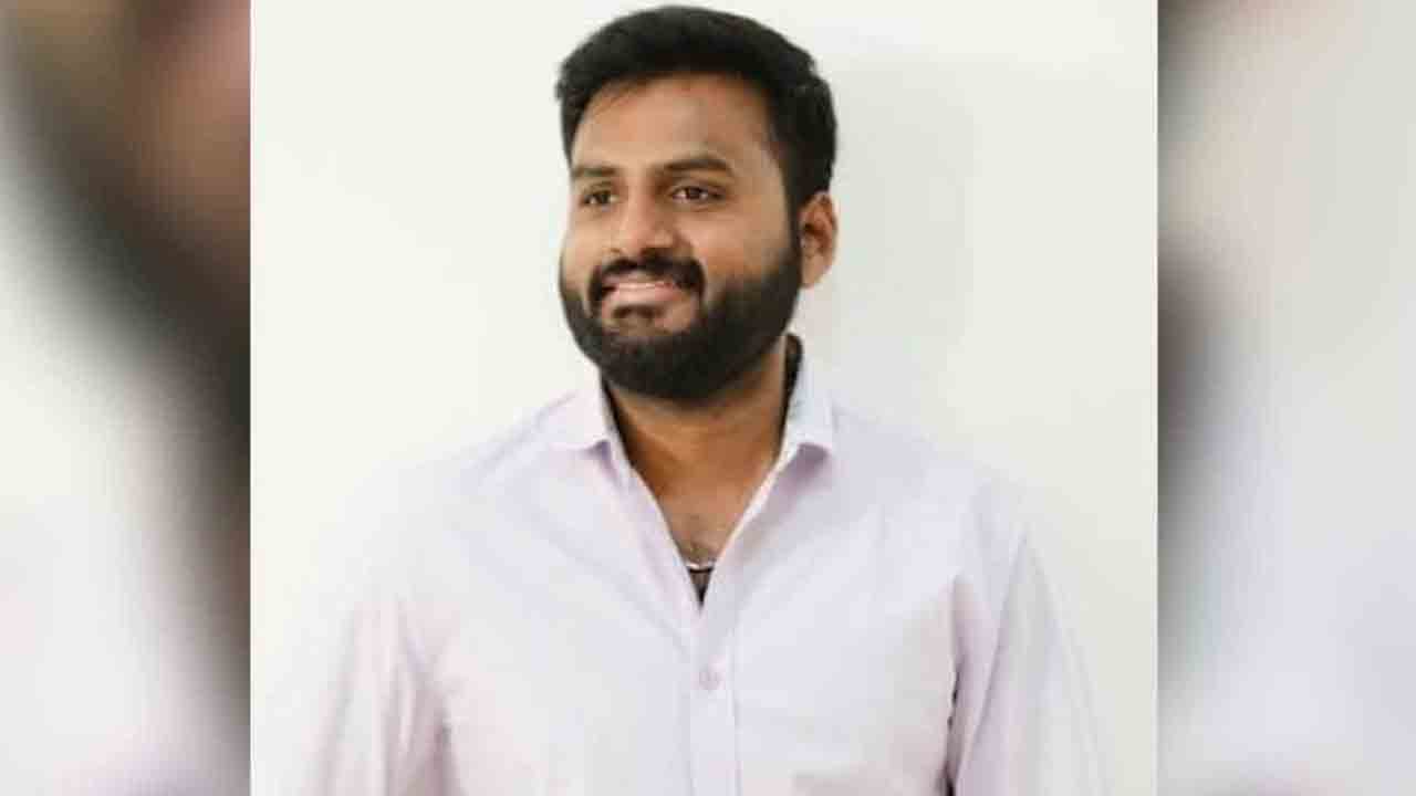 జూబ్లీహిల్స్‌ పీఎస్‌కు నార్ల సుమంత్‌