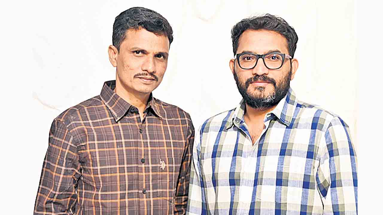 ‘ఇడుపు కాయితం’ బాణీలు చాలా ప్రత్యేకం