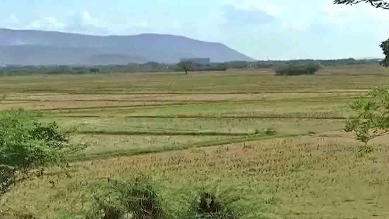 నిషేధిత జాబితాలో అధికారుల లీలలు!