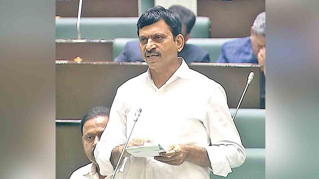 పొంగులేటిపై ప్రివిలేజ్‌ నోటీస్‌.. సభలో లేని వారి గురించి అసత్య ప్రచారం