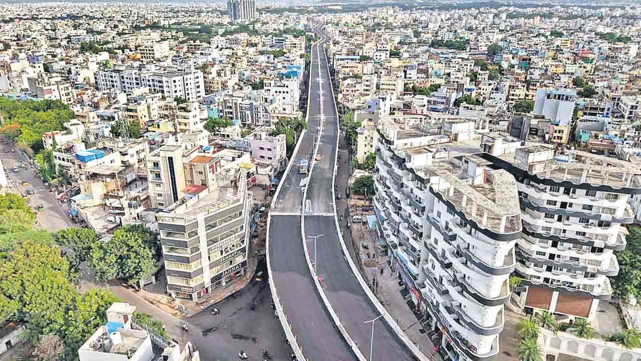 కేసీఆర్‌ మార్కు వారధి.. నేడు సంతోష్‌నగర్‌ బ్రిడ్జి ప్రారంభం