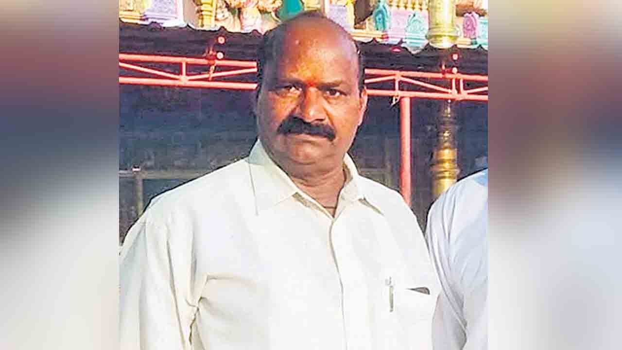 ధనబలానికి దాసోహం.. పోక్సో కేసుల్లో నిందితులకు పోలీసుల ఊడిగం