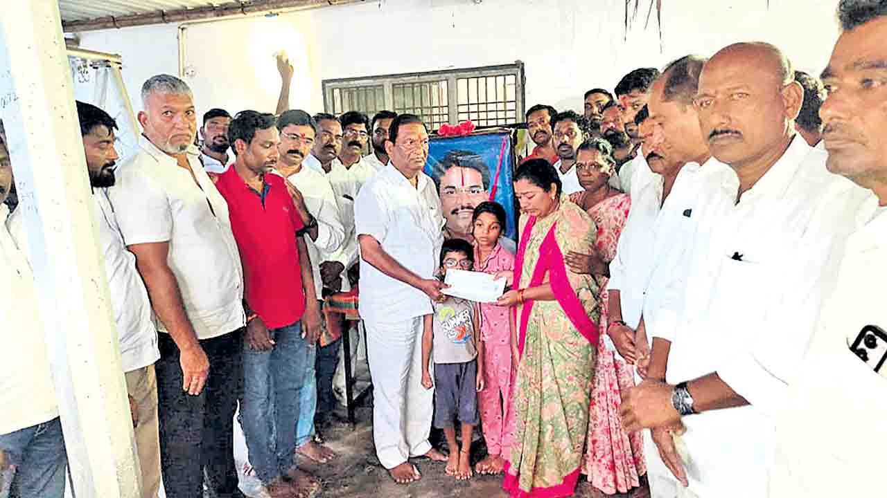 రేవంత్‌.. ముకు నేలకు రాస్తావా.. వ్యవసాయక్షేత్రంలో ప్రభుత్వ భూమి లేదని తేలితే చాలెంజ్‌కు సిద్ధమా?