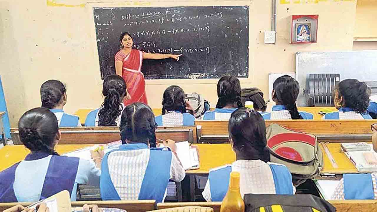 సర్దుబాటు టీచర్లు విధుల్లో చేరకపోతే చర్యలే.. పాఠశాల విద్యాశాఖ హెచ్చరిక