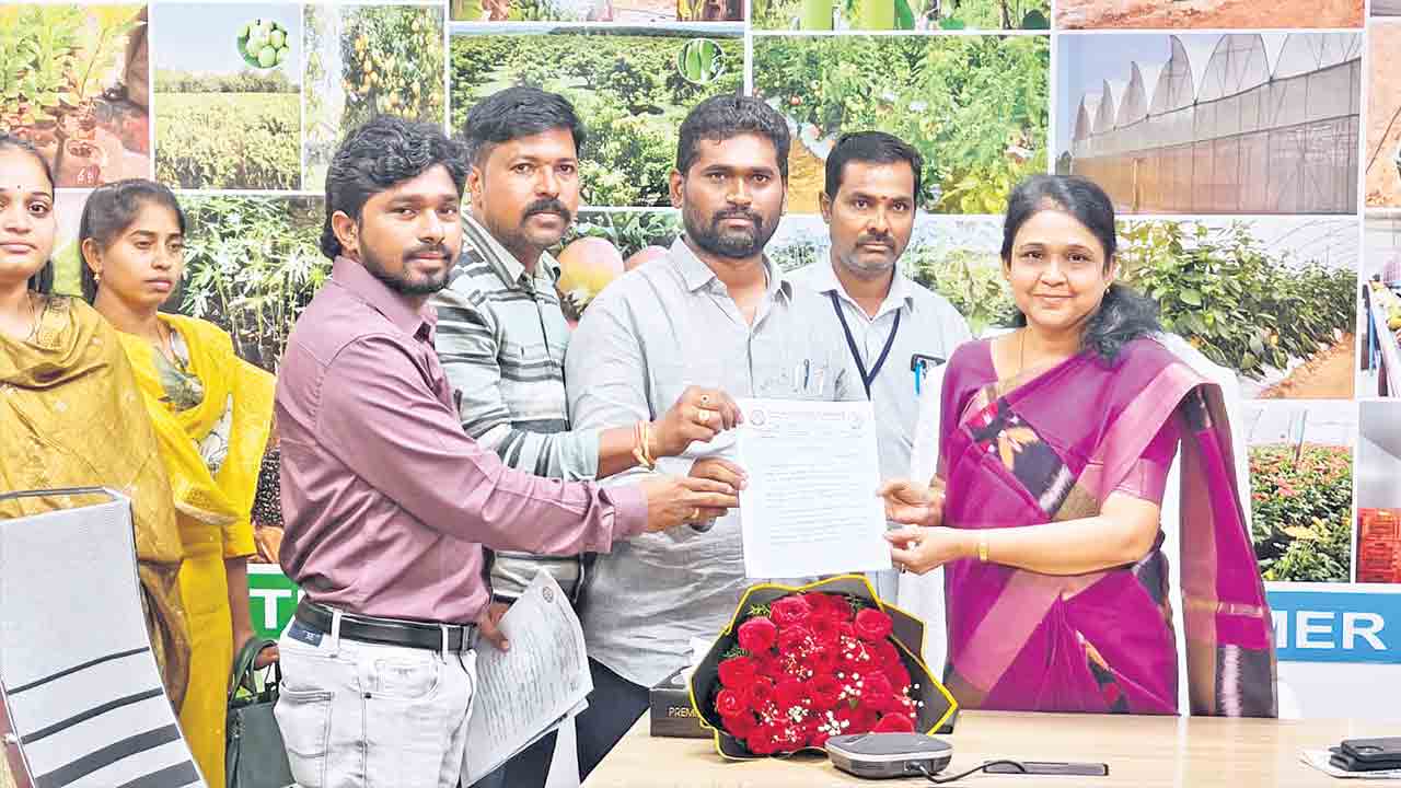 5లోగా సమస్యలు పరిష్కరించండి.. లేనిపక్షంలో నిరసనలకు వెనుకాడబోం