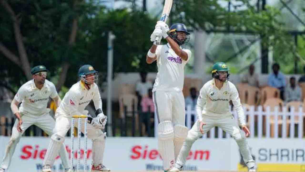 ఆసీస్‌ లక్ష్యం 363