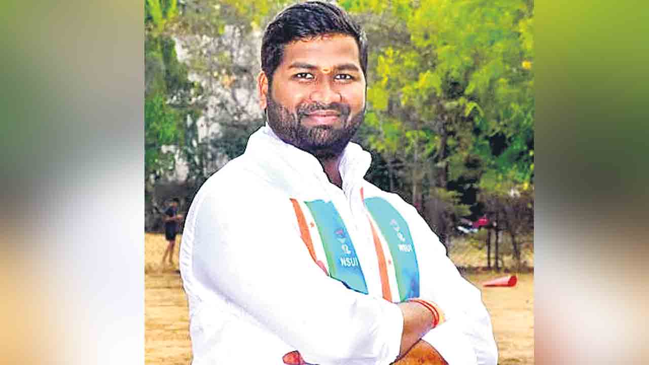 బల్మూరికి అగ్రకుల అహంకారం.. దళిత నాయకులపై చిన్నచూపు