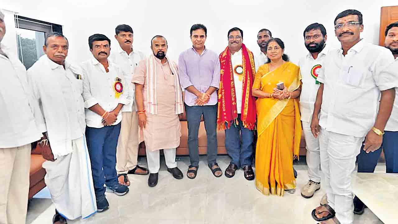 నార్ముల్‌ ఎన్నికల్లో బీఆర్‌ఎస్‌ గెలుపు.. డైరెక్టర్‌గా దొంతిరి సోమిరెడ్డి ఘనవిజయం
