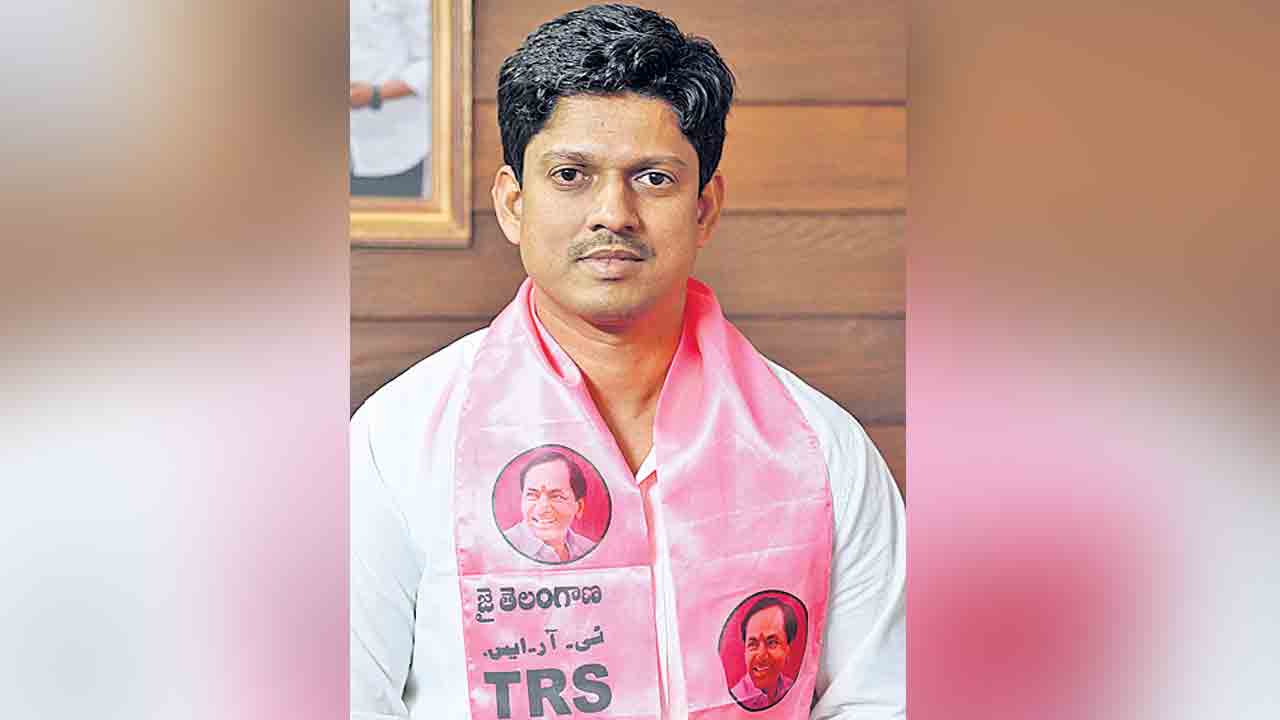 సోనియా ఆస్తులపై విచారించండి.. రూ.85 లక్షలు 13వేల కోట్లుగా ఎట్లయ్యాయి