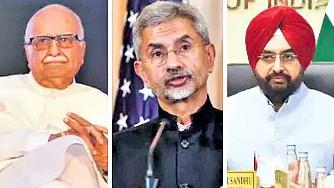 అద్వానీ, జైశంకర్‌కు ‘సర్‌’ నోటీసులు