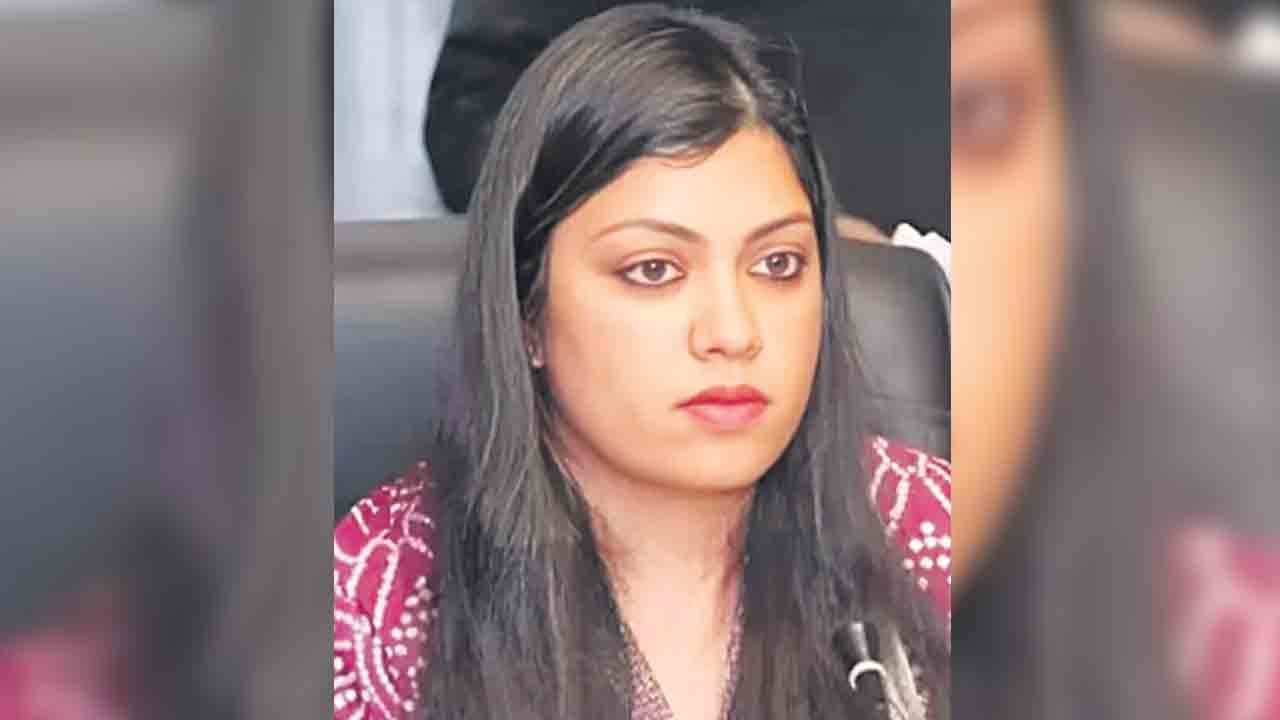 మేధా రూపమ్‌ పిటిషన్‌పై ఎందుకంత ప్రాధాన్యత?