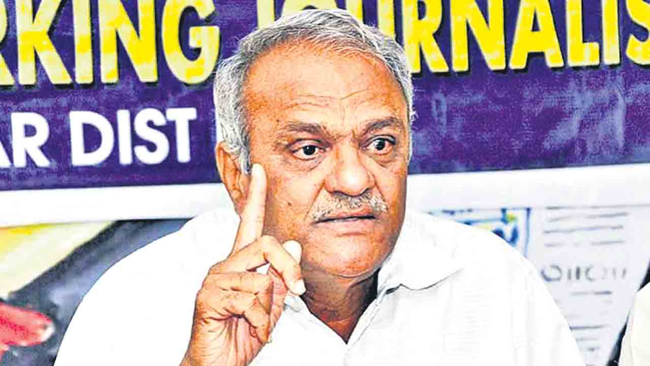 ఫిరాయింపుల చట్టాన్ని కఠినతరం చేయాలి : నారాయణ