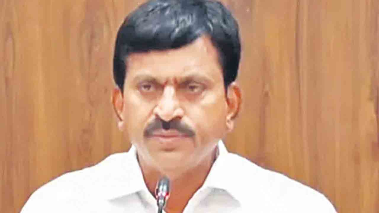 ‘ఇందిరమ్మ’ నిబంధనలు సడలింపు : పొంగులేటి