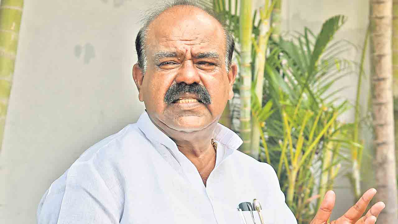 ఫిరాయింపుల ప్రభుత్వానికి చెంపపెట్టు: సిరికొండ
