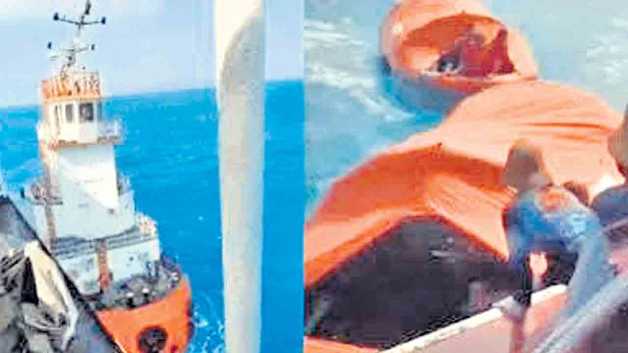 జావా సముద్రంలో నౌక మునక