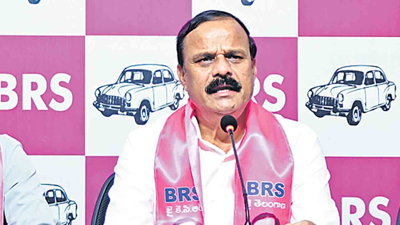 రేవంత్‌.. క్షమాపణ చెప్పు!