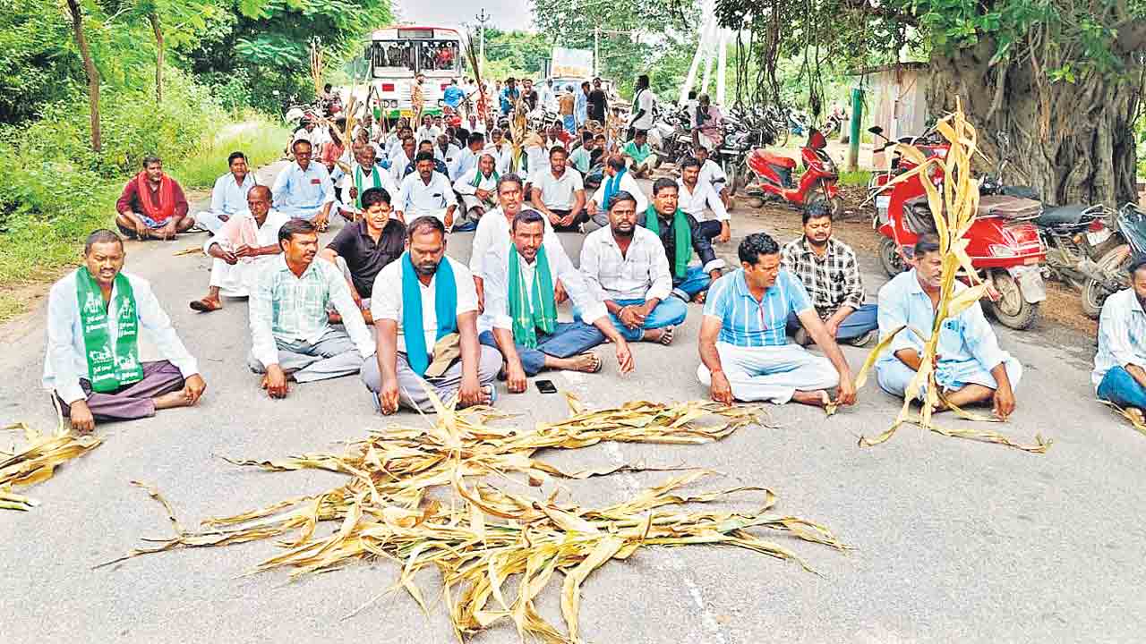కరెంట్‌ కోత.. కర్షకుల వెత