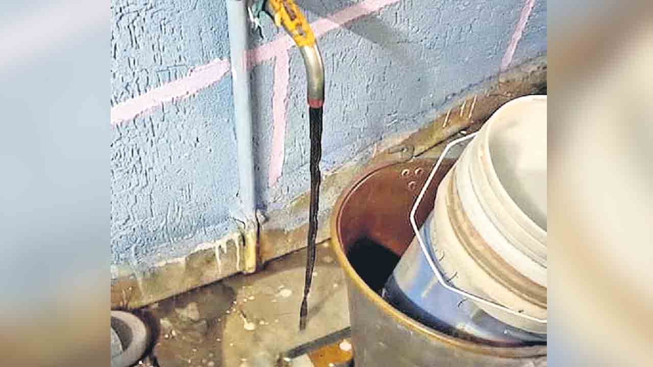జియాగూడలో నల్లగా తాగునీరు
