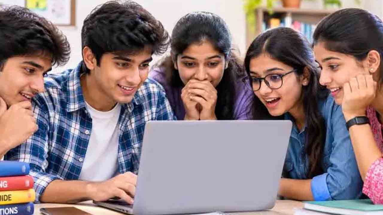 ఈవెనింగ్‌ బీటెక్‌ ఎంట్రెన్స్‌ ఫలితాలు విడుదల