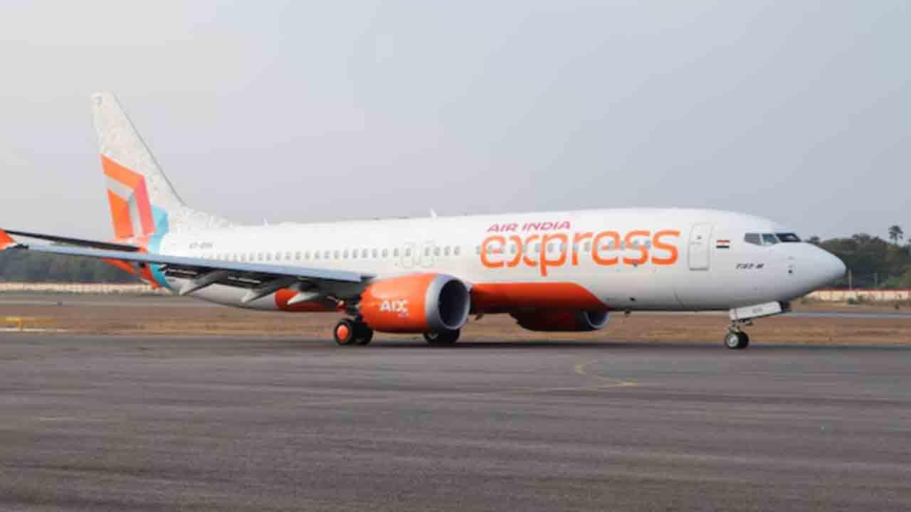 Air India Flight | ఎయిర్‌ ఇండియా విమానంలో మోగిన స్మోక్‌ అలారం.. లక్నోలో ల్యాండ్‌