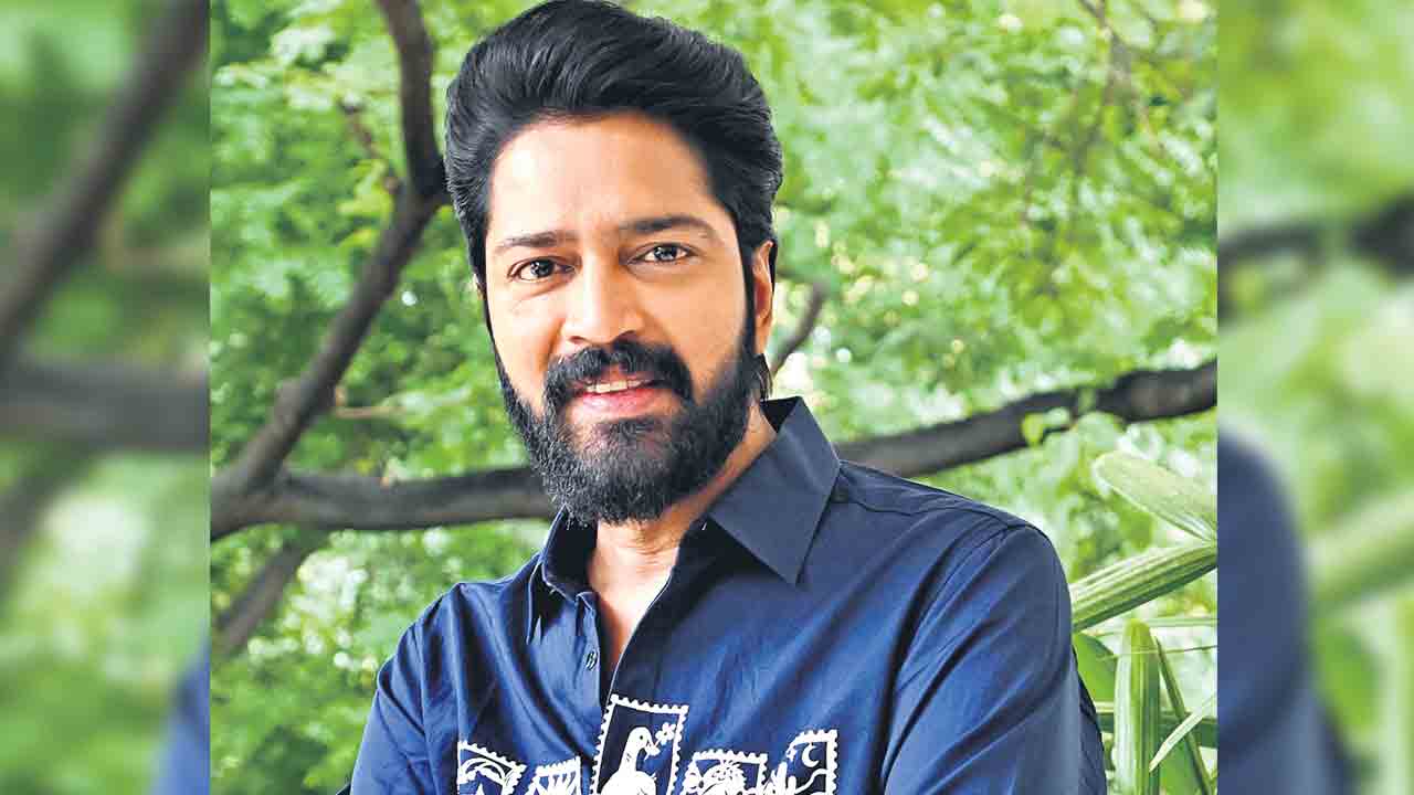 రెండున్నర గంటలు నవ్విస్తుంది!