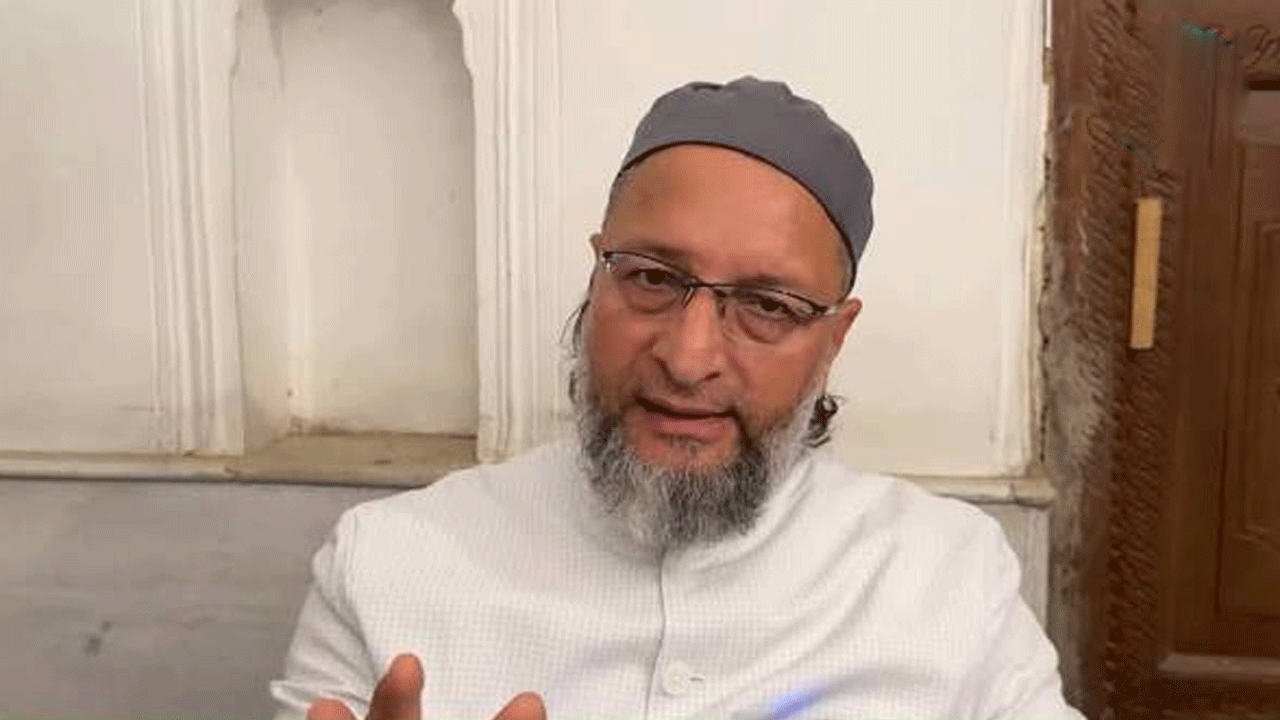 Asaduddin Owaisi | యూపీలో అస‌దుద్దీన్ ఒవైసీకి షాక్‌.. మ‌జ్లిస్ కీల‌క నేత కాంగ్రెస్‌లోకి జంప్‌..!