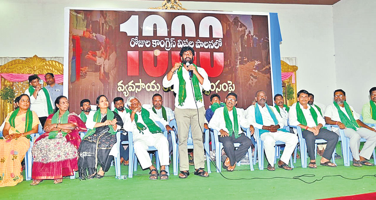 మంత్రి వివేక్‌ పీఏ అక్రమాలకు అడ్డే లేదు