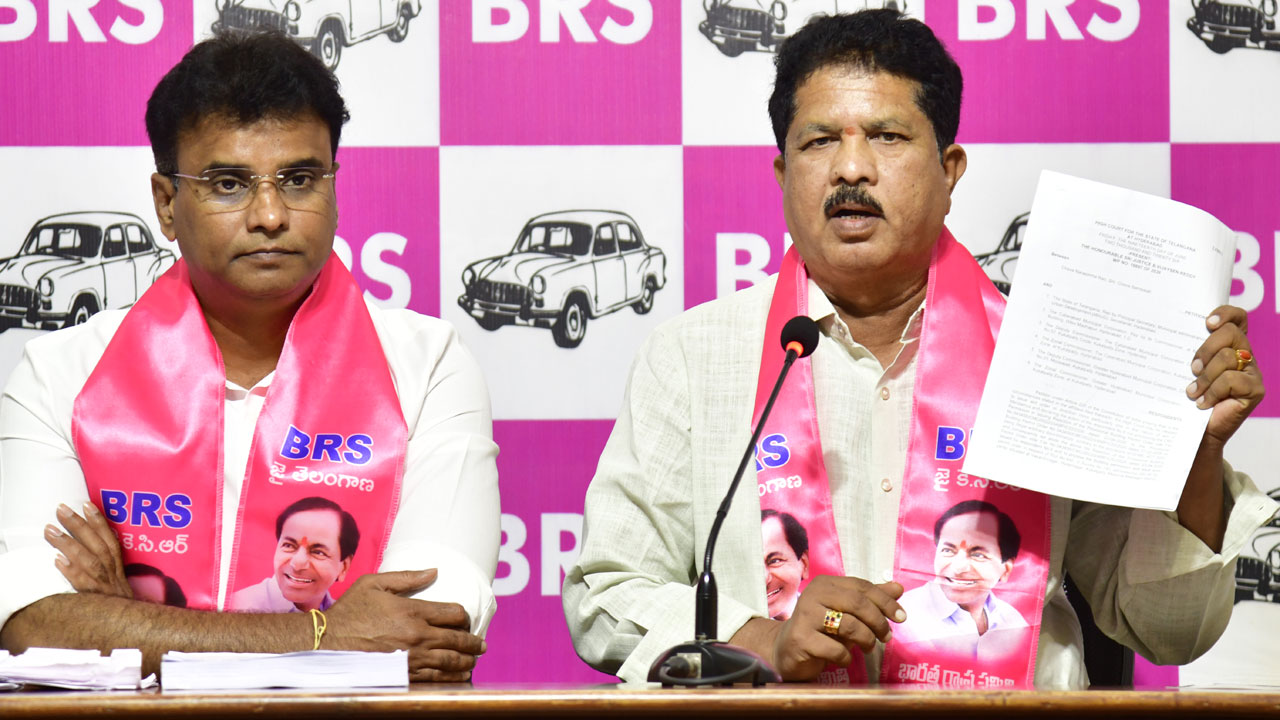 సిట్టింగ్‌ జడ్జితో విచారణ జరిపించాలి