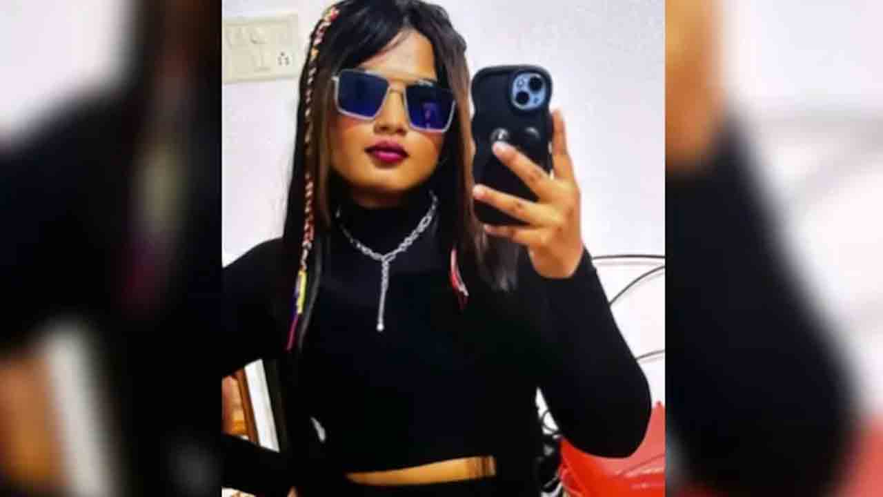 woman eats chocolate and dies | చాక్లెట్‌ తిన్న తర్వాత స్నానానికి వెళ్తూ.. కుప్పకూలి యువతి మృతి