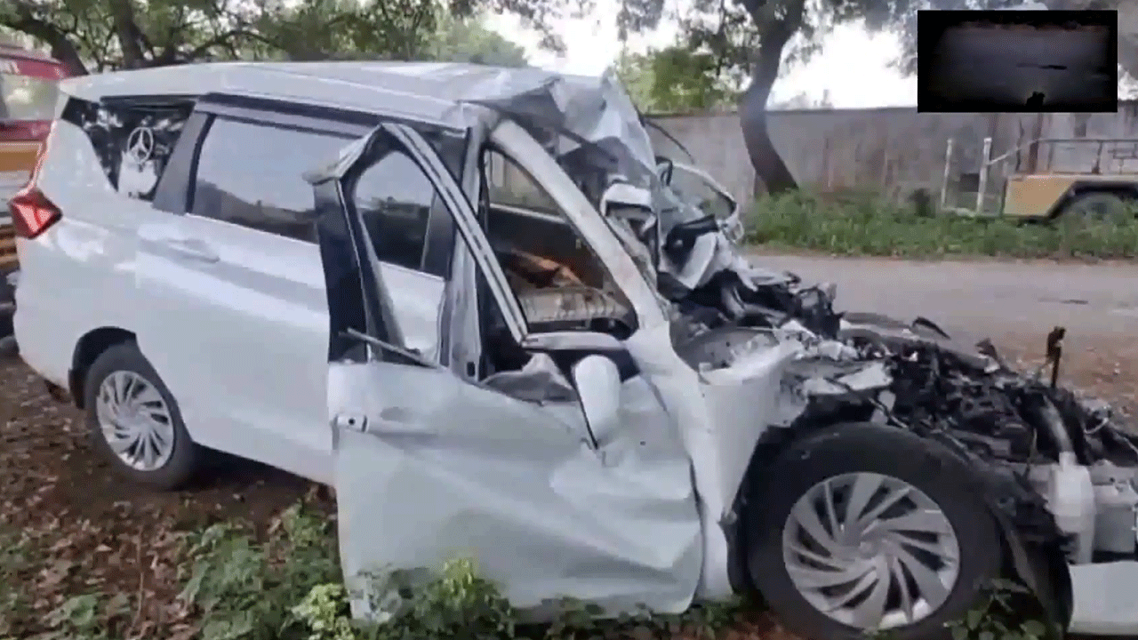 Road Accident | త‌మ్ముడి పెళ్లికి వెళ్లొస్తుండ‌గా రోడ్డు ప్ర‌మాదం.. అన్న స‌హా ముగ్గురు దుర్మ‌ర‌ణం.. వ‌దిన, మ‌రో న‌లుగురి