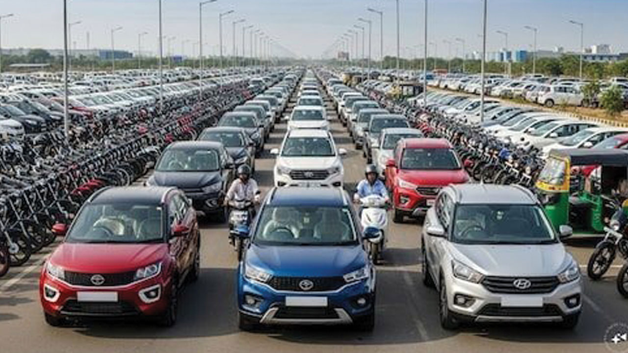 రికార్డు స్థాయిలో వాహన విక్రయాలు