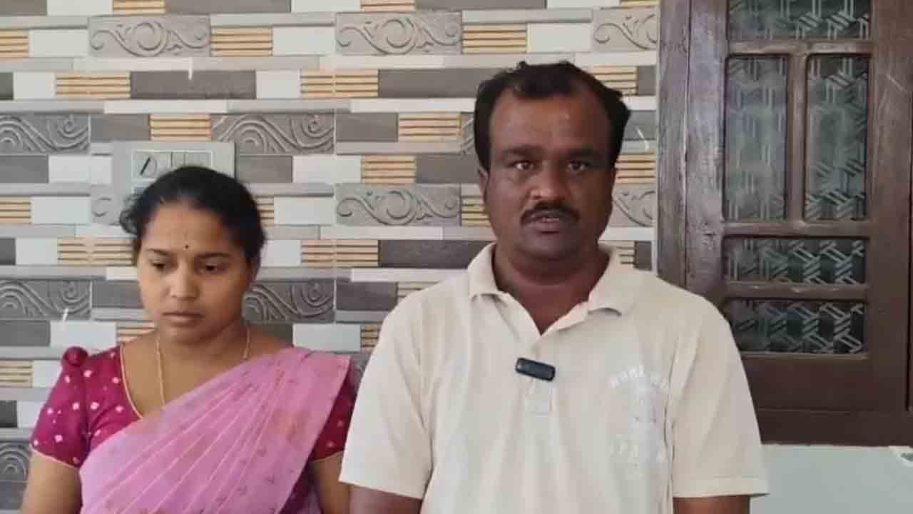 Congress Leader | 26 ఏళ్లుగా పార్టీ జెండా మోస్తే ఇదేనా నాకిచ్చే గౌరవం.. కాంగ్రెస్ నేత ఆవేదన.. వీడియో