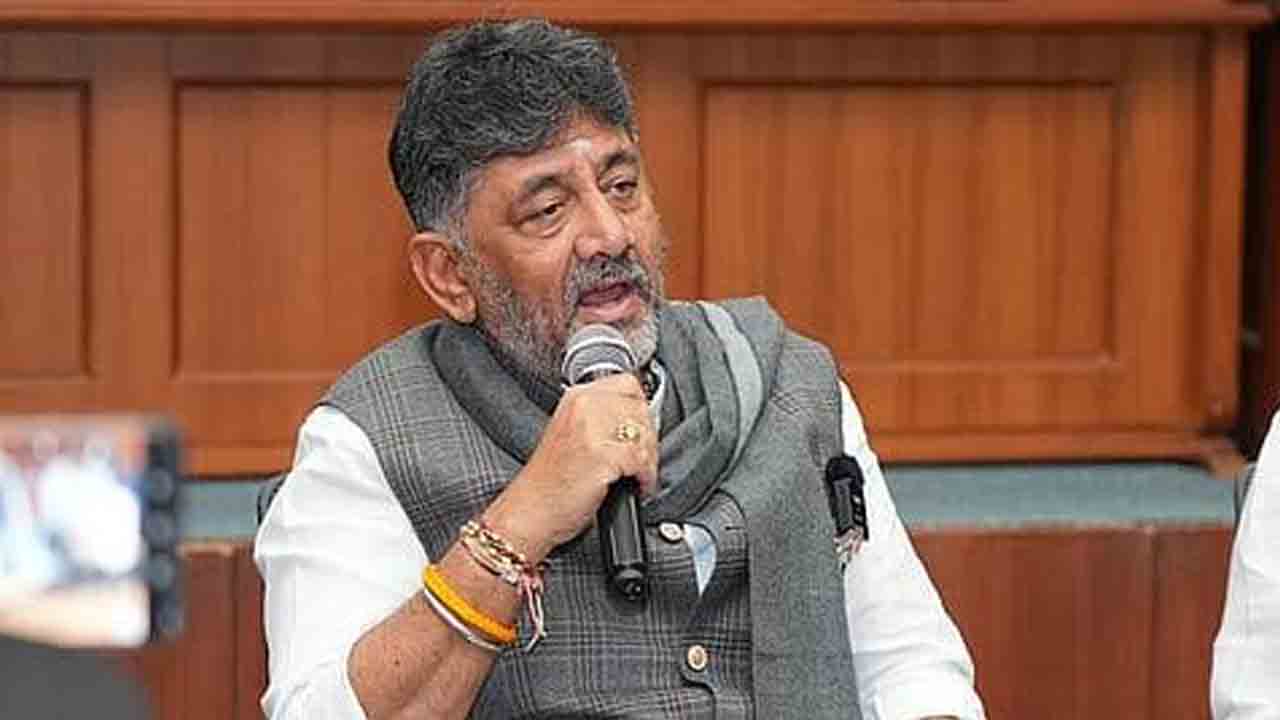 సీఎం మారినా పాలన మారలే!
