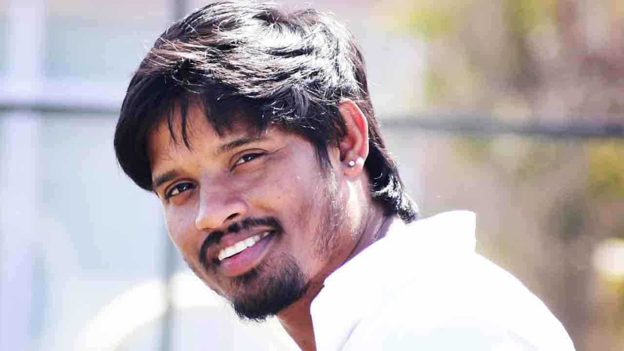 Dancer Raju | యువతి ఫిర్యాదు.. ‘ఢీ’ షో డ్యాన్సర్ రాజు అరెస్ట్ Dancer Raju | యువతి ఫిర్యాదు.. ‘ఢీ’ షో డ్యాన్సర్ రాజు అరెస్ట్