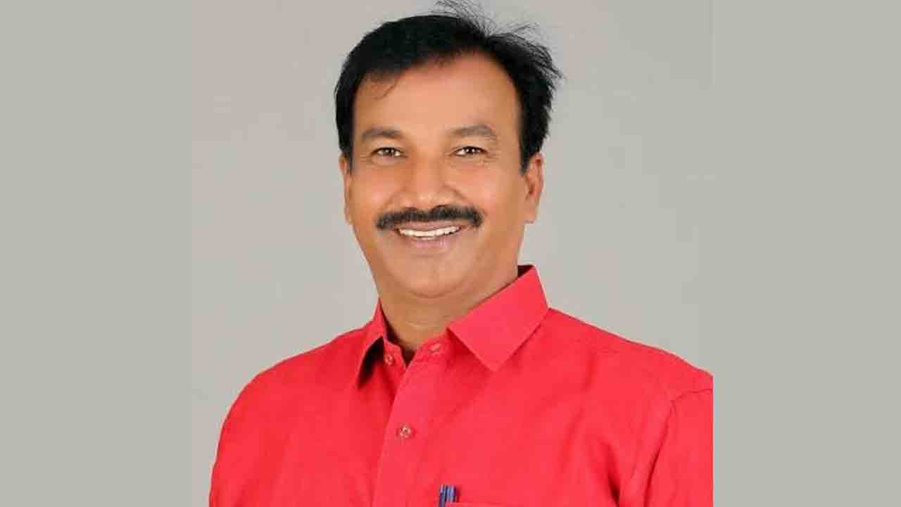 భూ యాజమానులకు హకులు కల్పించాలి.. సీపీఐ