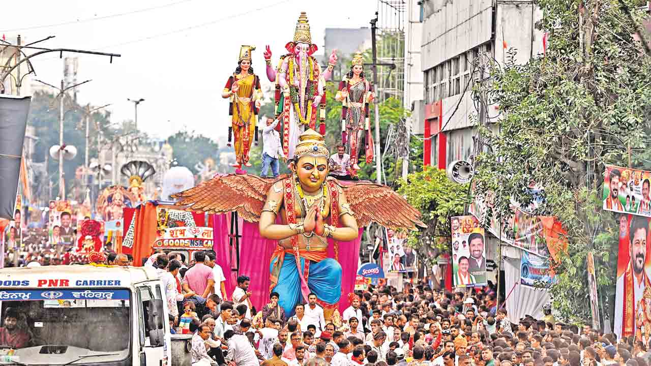 Ganesha Nimarjjanam,