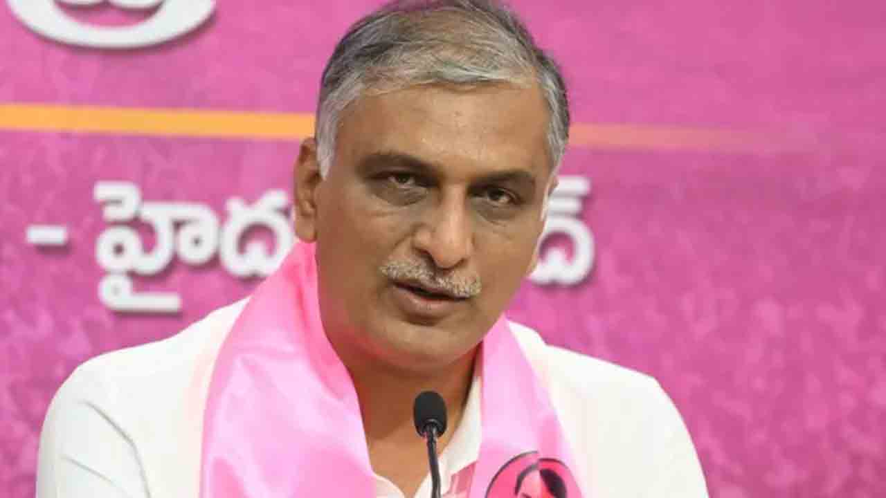 టీపీసీసీ చీఫ్‌పై హరీశ్‌రావు పరువు నష్టం దావా!