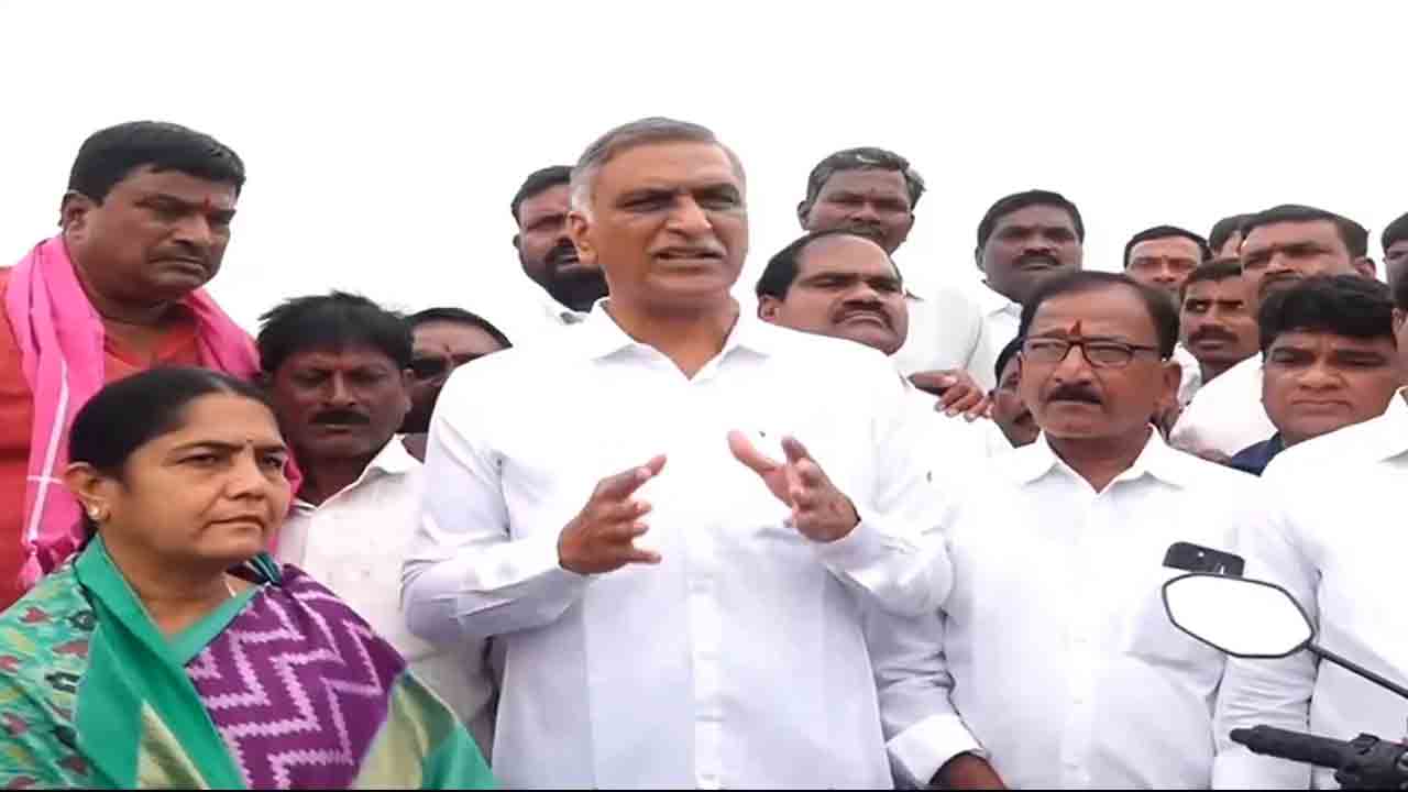 Harish Rao | మెదక్‌ జిల్లాలో కాంగ్రెస్ పార్టీ దుకాణం బంద్‌ చేయదలచుకున్నరా..?: హరీశ్ రావు