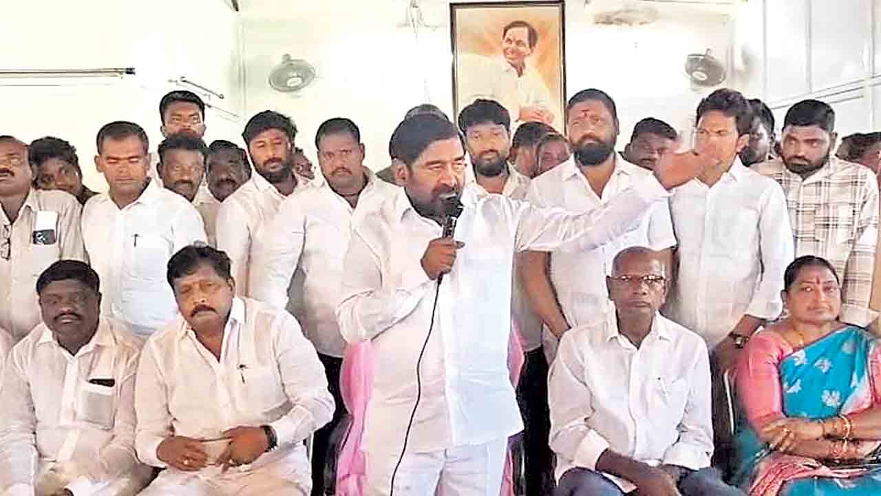ఓటు హక్కు వినియోగించుకోవాలి