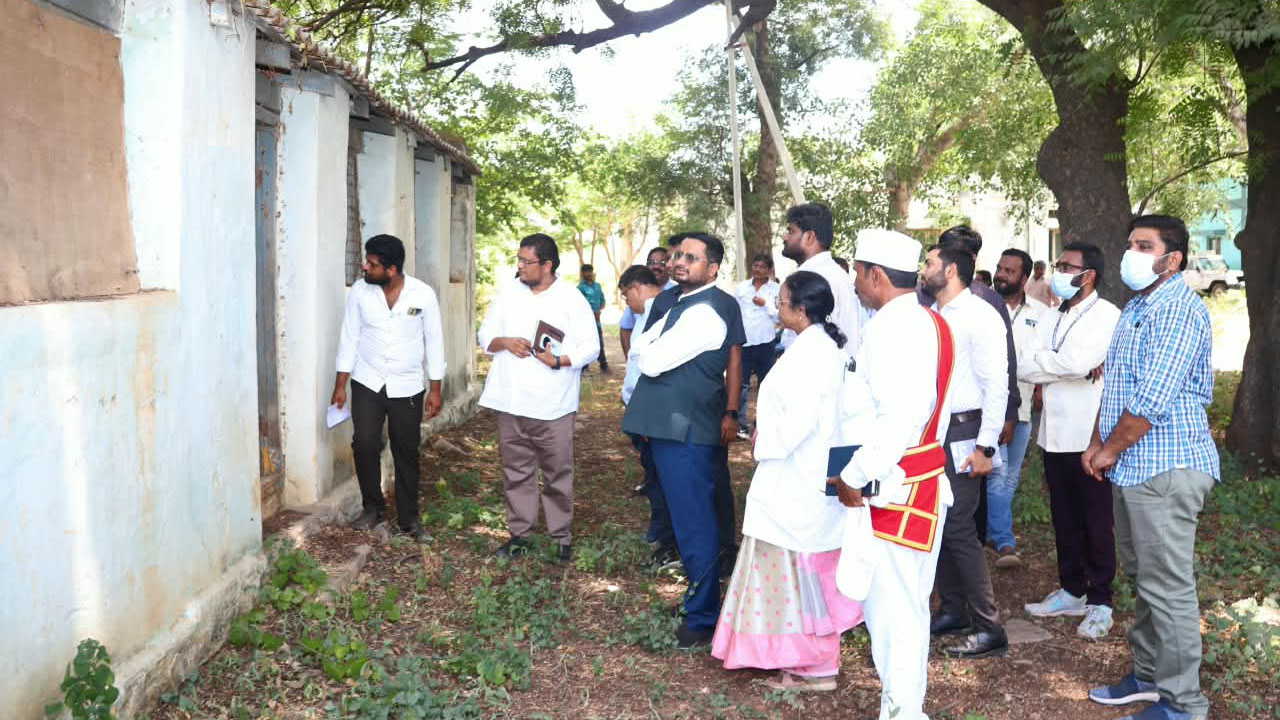 Collector Rizwan Basha | ఆసుపత్రి అభివృద్ధి పనులను వేగవంతం చేయాలి : కలెక్టర్ రిజ్వాన్ బాషా షేక్