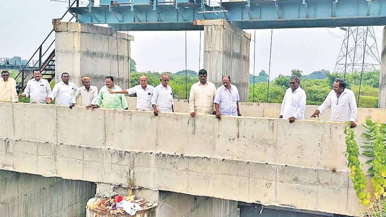 భద్రాద్రి ఏజెన్సీకే సీతారామ నీళ్లు ఇవ్వాలి