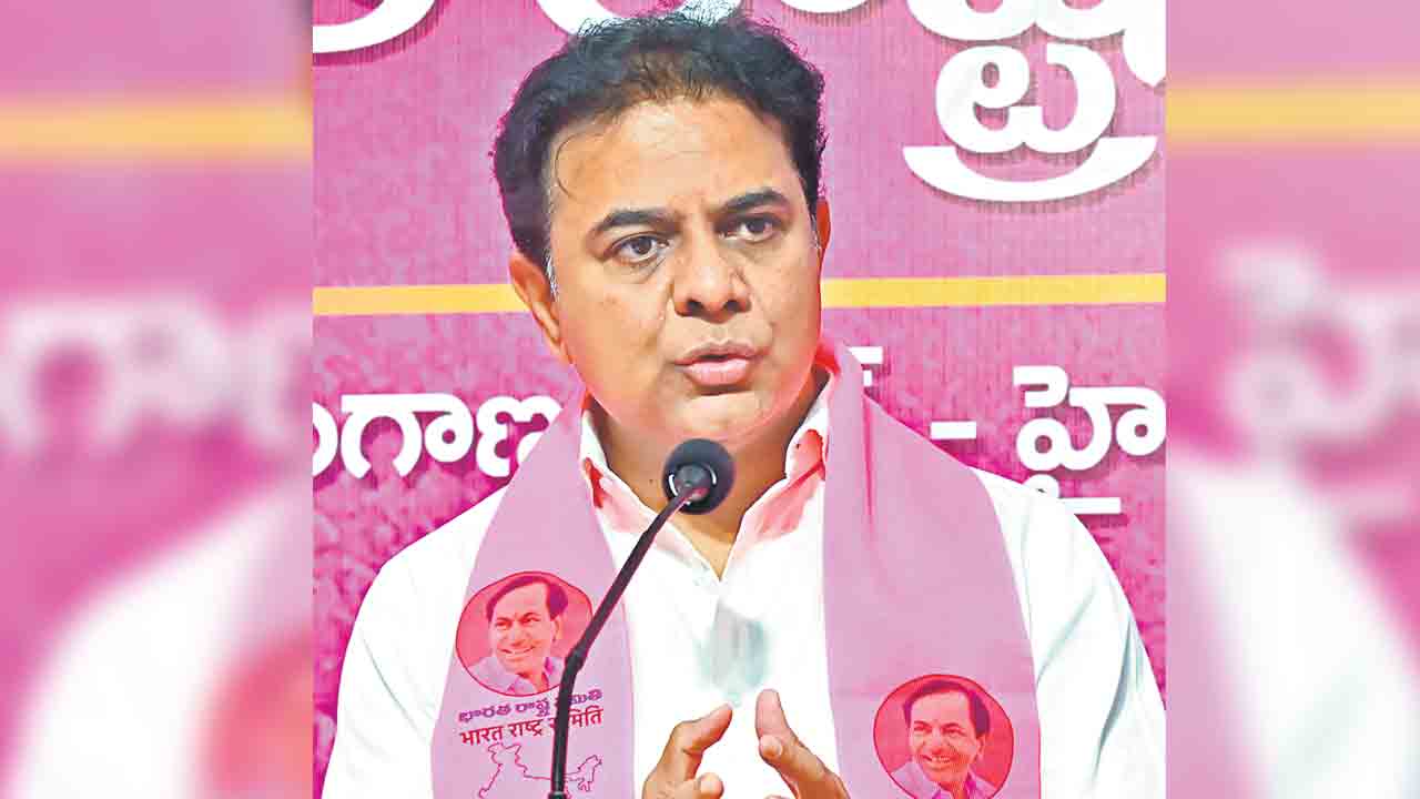 పాలమూరుకు తొలి శత్రువు రేవంత్‌