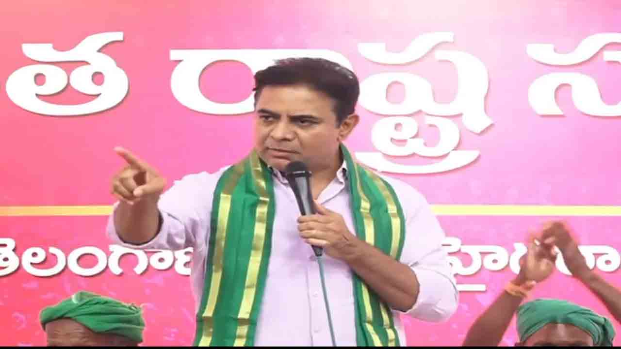 KTR | పట్టాలివ్వకపోతే ఎమ్మెల్యే ప్రకాశ్ గౌడ్ రాళ్లతో కొట్టుమన్నడు.. రైతులతో కేటీఆర్