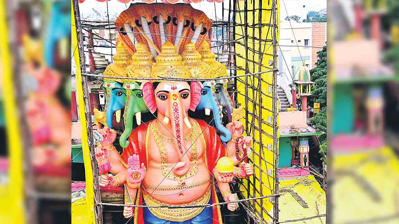 బడా గణేశ్‌ ఆగమన్‌