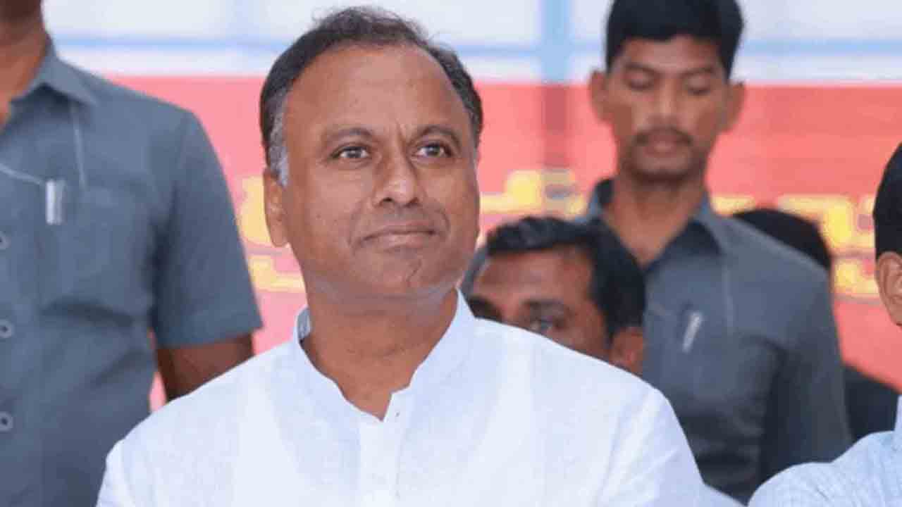 Komatireddy Rajagopalreddy | సీఎం రేవంత్ రెడ్డిని నేనెప్పుడూ దూషించలేదు.. మునుగోడు ఎమ్మెల్యే కోమటిరెడ్డి రాజగోపాల్‌ రెడ్డి యూటర్న్‌