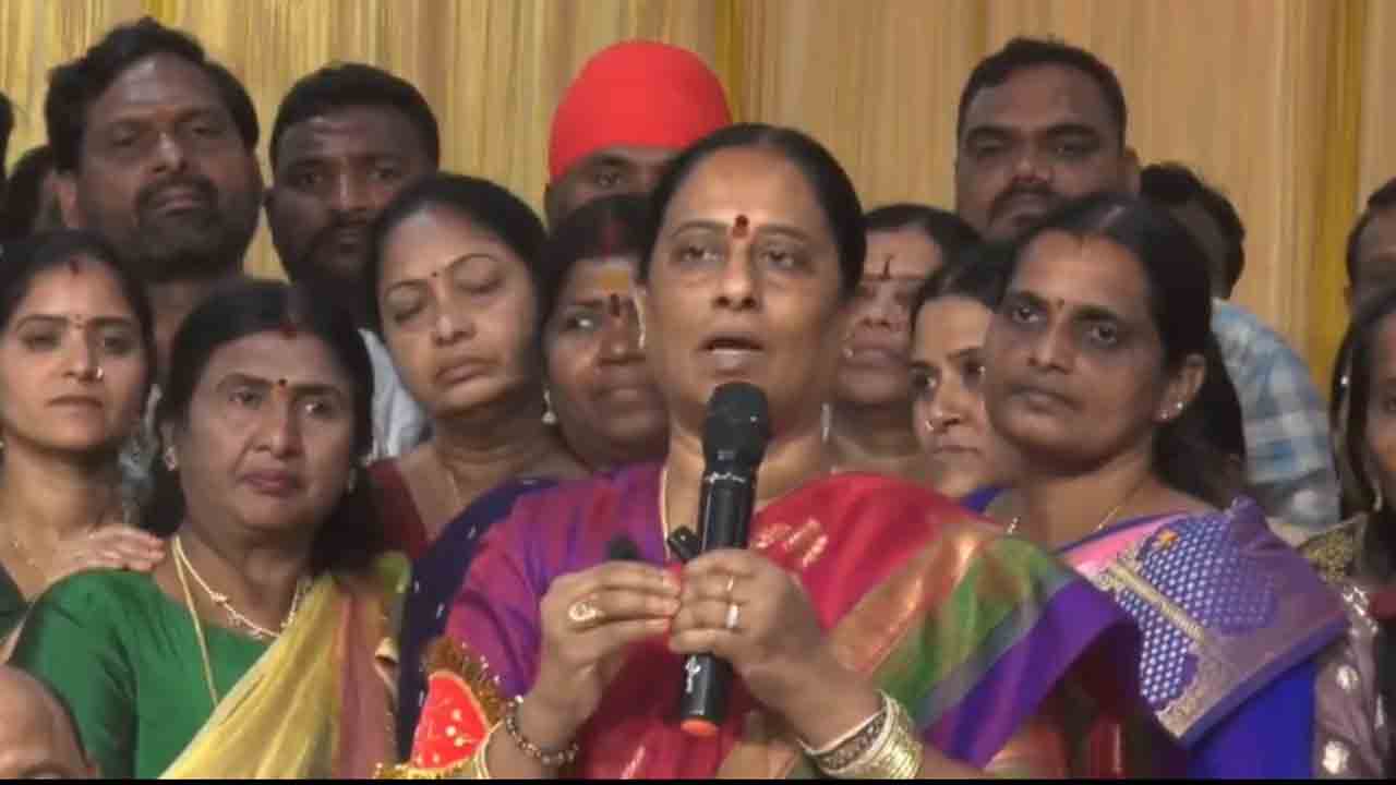 Konda Surekha | అధిష్టానం నుంచి మాకు ఫోన్లు వస్తున్నాయి : కొండా సురేఖ