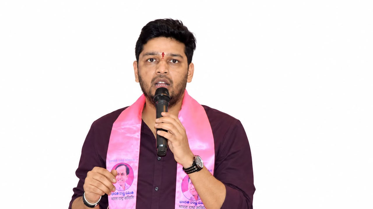 Kotla Saibaba | బీఆర్‌ఎస్ ఎమ్మెల్యేల సస్పెన్షన్ కక్షపూరిత చర్య : బీఆర్‌ఎస్ యూకే నేత సాయిబాబా కోట్ల
