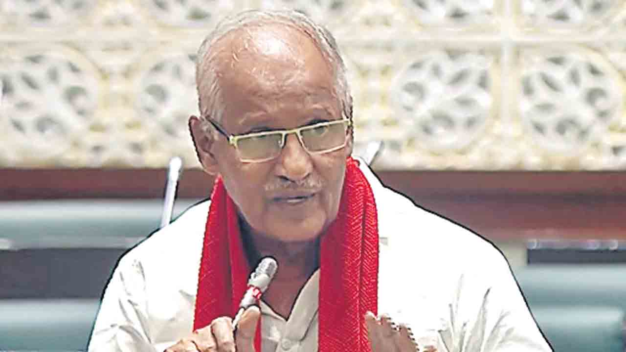 బౌన్సర్ల రాజ్యం: కూనంనేని