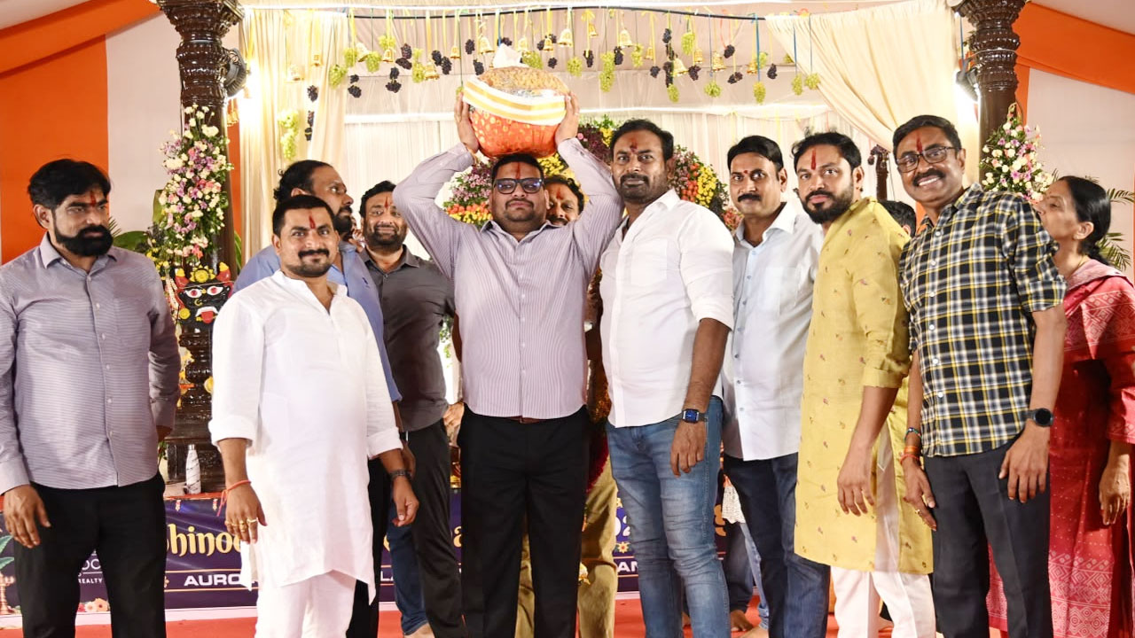 Kohinoor Gated Community | కోహినూర్ గేటెడ్ క‌మ్యూనిటీలో భారీ ధ‌ర ప‌లికిన వినాయ‌క ల‌డ్డూ